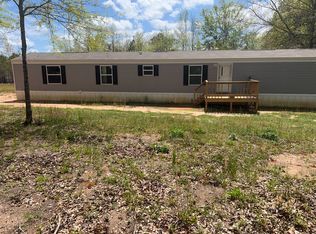 425 Adams Ln, Highland Home, AL 36041