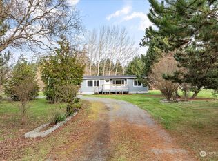 1151 Sidney St, Oak Harbor, WA 98277