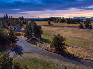 61330 Larsen Rd, Bend, OR 97702