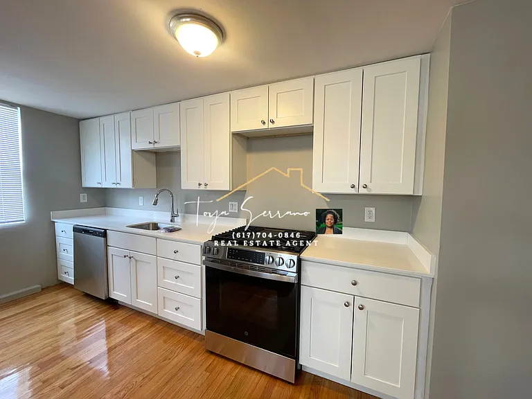 94 Brunswick St #3 — Photo 2