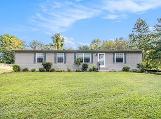 181 106th Ave, Plainwell, MI 49080