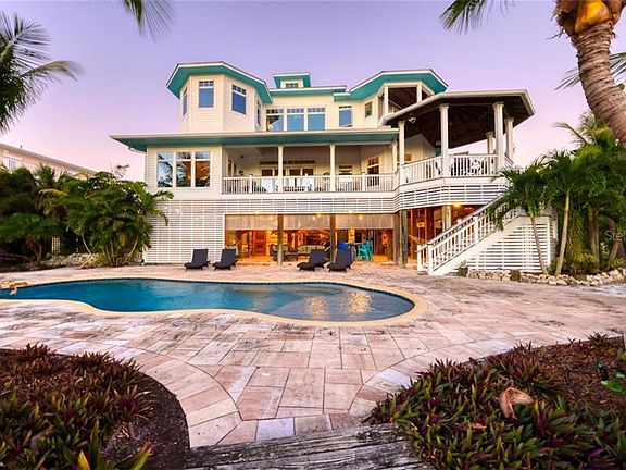 4th image of 451 Bocilla Dr