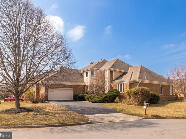 13106 Anvil Pl, Herndon, VA 20171