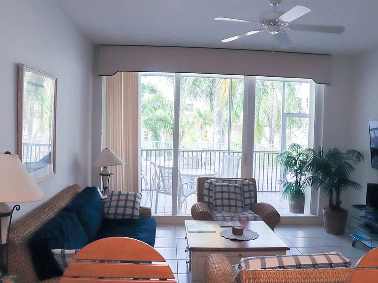 470 Launch Cir #204 — Photo 3