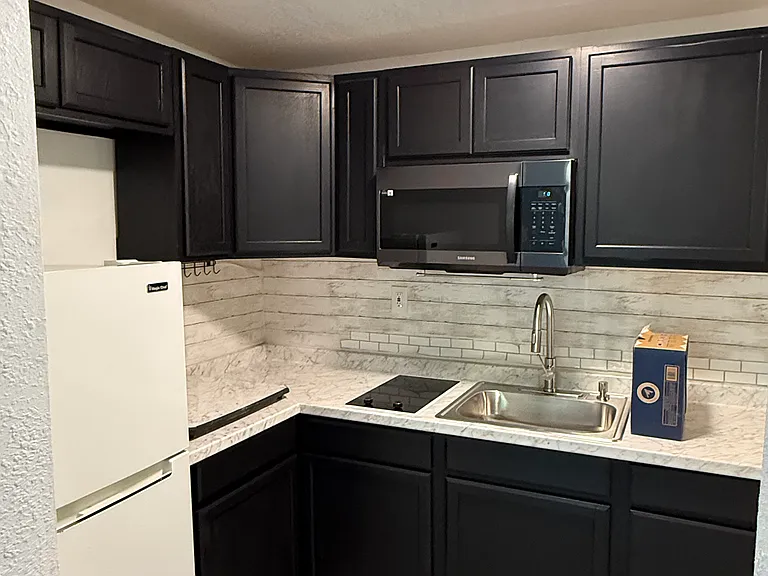 550 Magnolia Ave #B — Photo 1