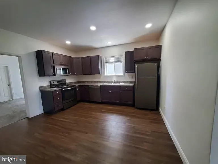 100 S Park St #1S — Photo 17