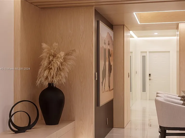 19115 Fisher Island Dr #19115 — Photo 12