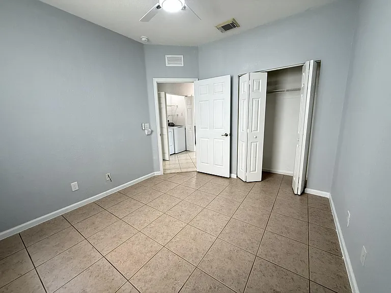 9084 Silver Glen Way — Photo 19