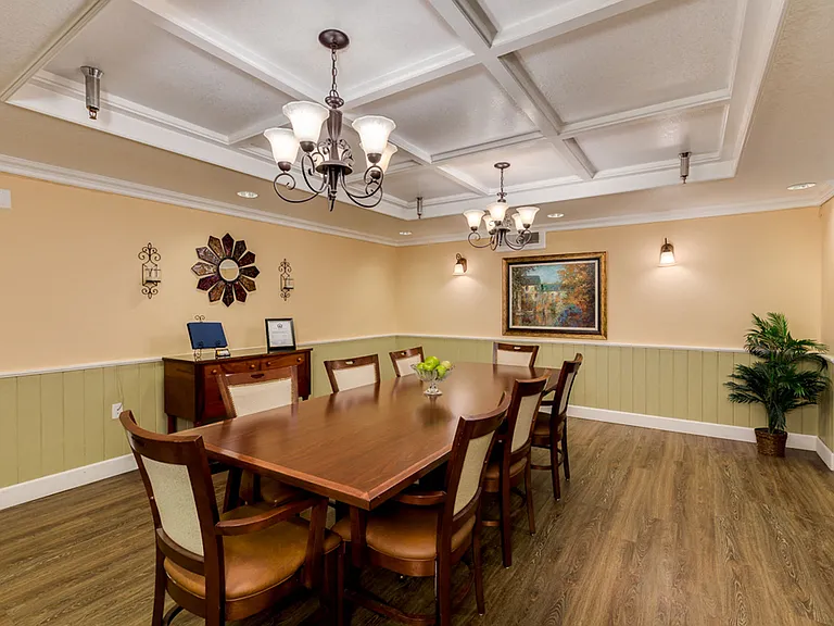 Discovery Point Retirement Community — Photo 10