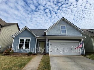 216 Meritage St, Greer, SC 29651