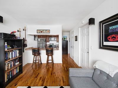 358 Grove St APT 4E, Brooklyn, NY, 11237