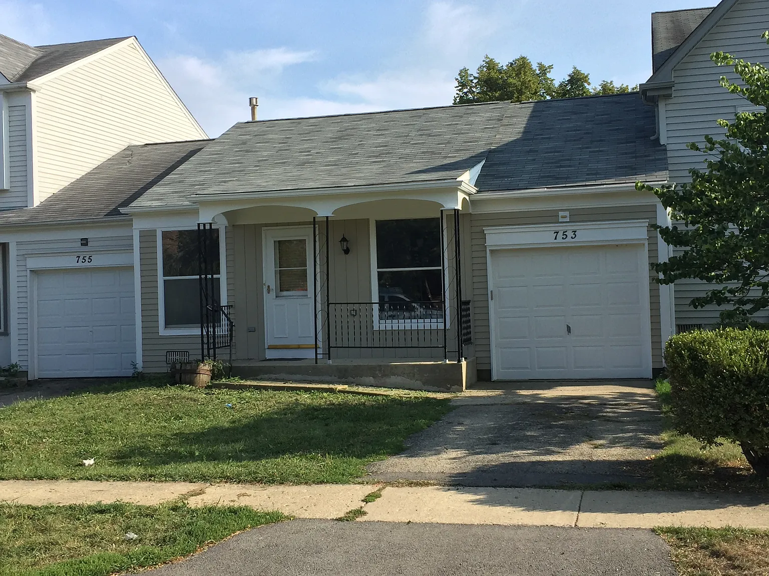 2 bed, $2,000 — Photo 1