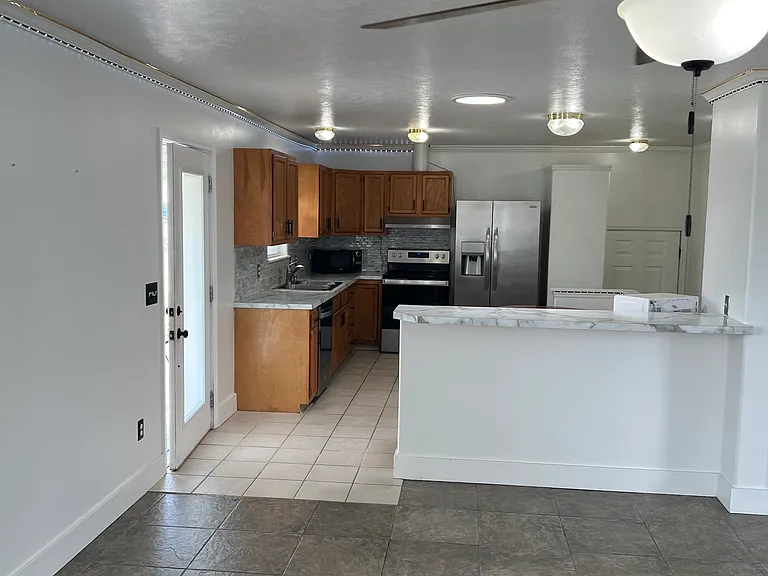 3318 112th Ave — Photo 3