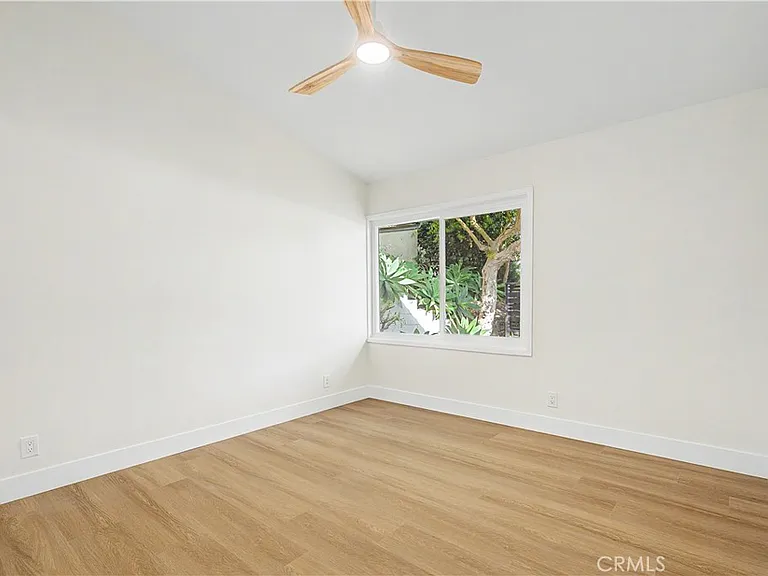 6917 Clovercliff Dr — Photo 21