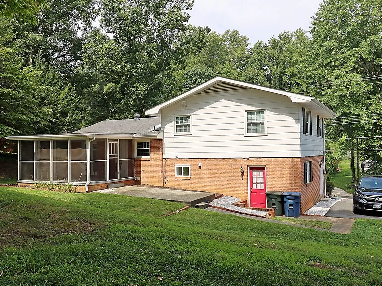 2412 Commonwealth Dr #A — Photo 23