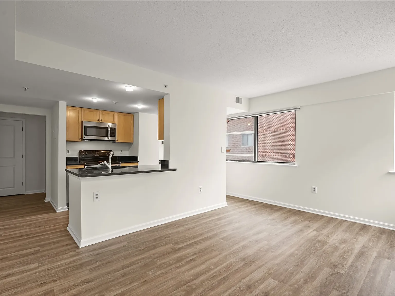 1 bed, 643 sqft, $2,600 — Photo 1