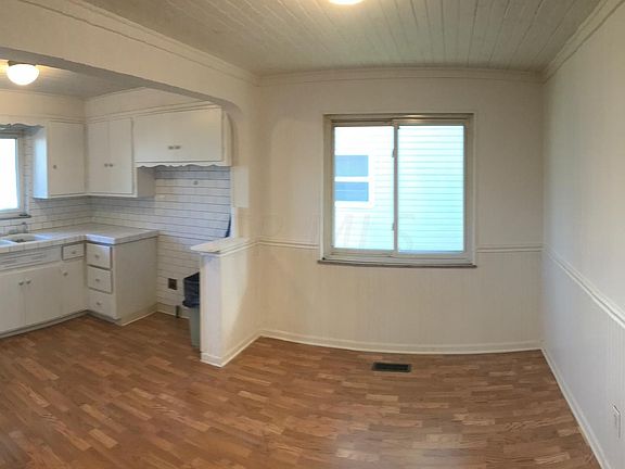 5th image of 3588 Park St