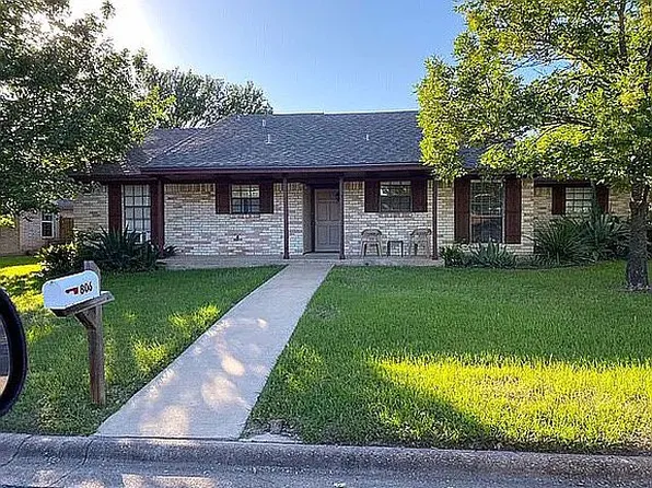 806 Blanco Ln, Bryan, TX 77801