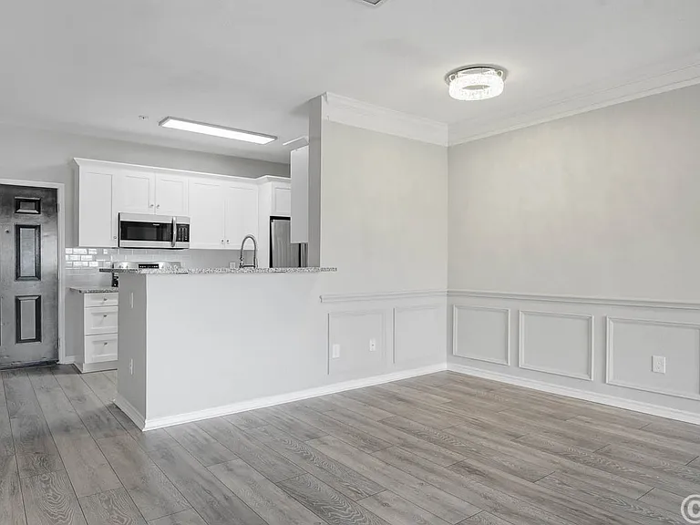4311 Bayside Village Dr — Photo 8