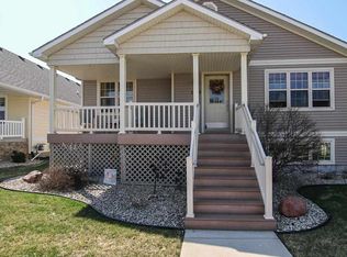 1125 Patriot Way, SUN PRAIRIE, WI 53590