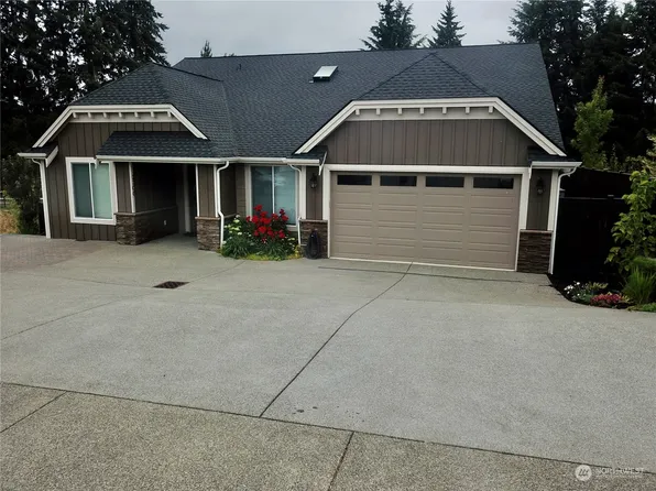 2706 Tasanee Court, Steilacoom, WA 98388