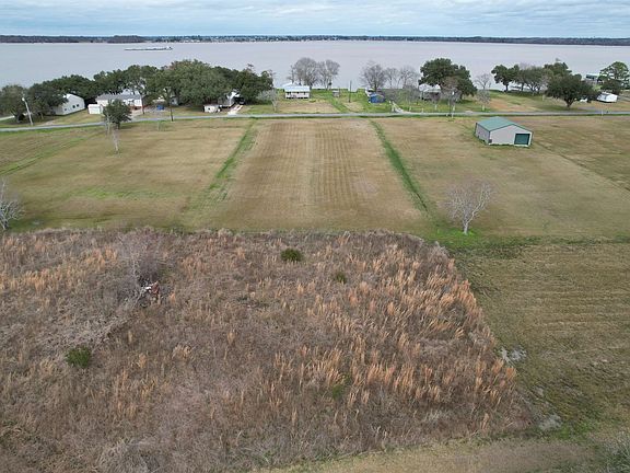 3rd image of Cora Rd