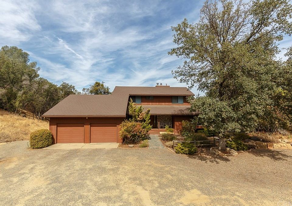 1st image of 4218 Woodview Ln