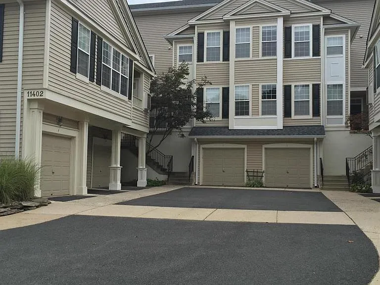 11402 Gate Hill Pl #E — Photo 1