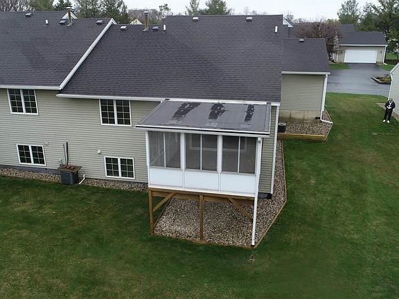 2nd image of 2941 Parkside Dr