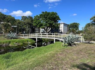 4850 NW 29th Ct APT 130, Lauderdale Lakes, FL 33313