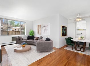 2630 North Hampden, Chicago, IL 60614