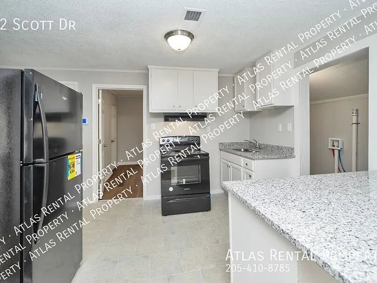 92 Scott Dr — Photo 15