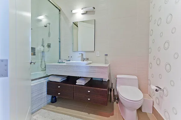 Rented by Evans Real Estate | media 22