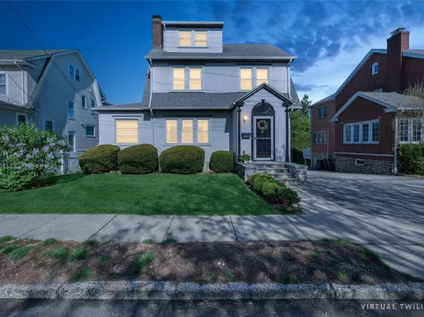 219 Third Avenue, Pelham, NY 10803