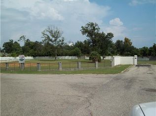 380 Porter Ave, Biloxi, MS 39530