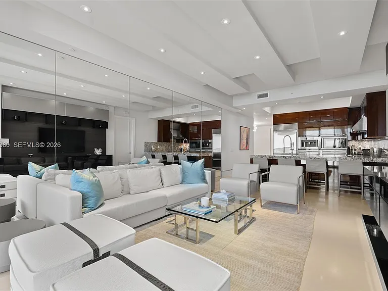 9703 Collins Ave #2515 — Photo 4