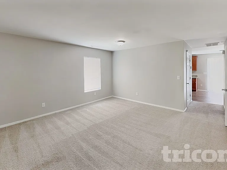 4003 Larkhaven Village Dr — Photo 2