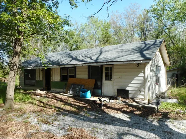 126 Southbrook Rd, Hendersonville, NC 28792