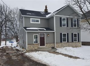 3951 Ridge Rd, Williamson, NY 14589