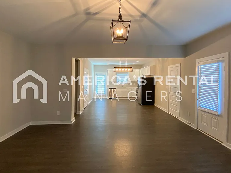 15662 Capstone Blvd — Photo 3