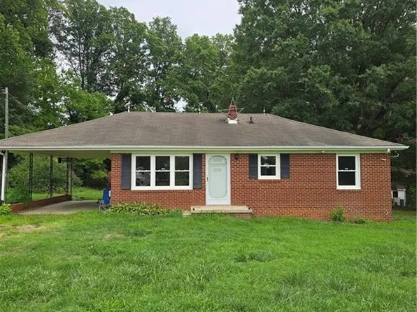 5888 Turner Smith Rd, Browns Summit, NC 27214