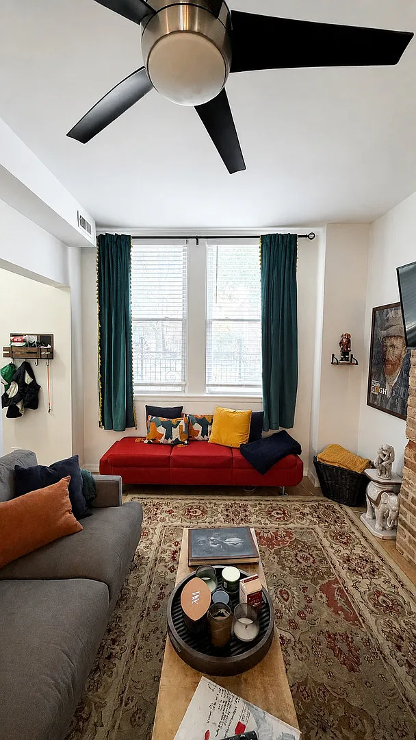 2 bed, 1200 sqft, $2,650 — Photo 4