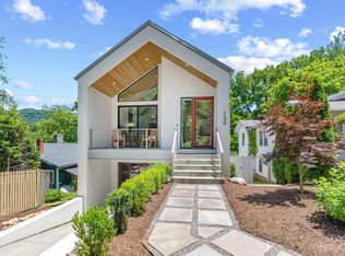 139 Washington Rd, Asheville, NC 28801