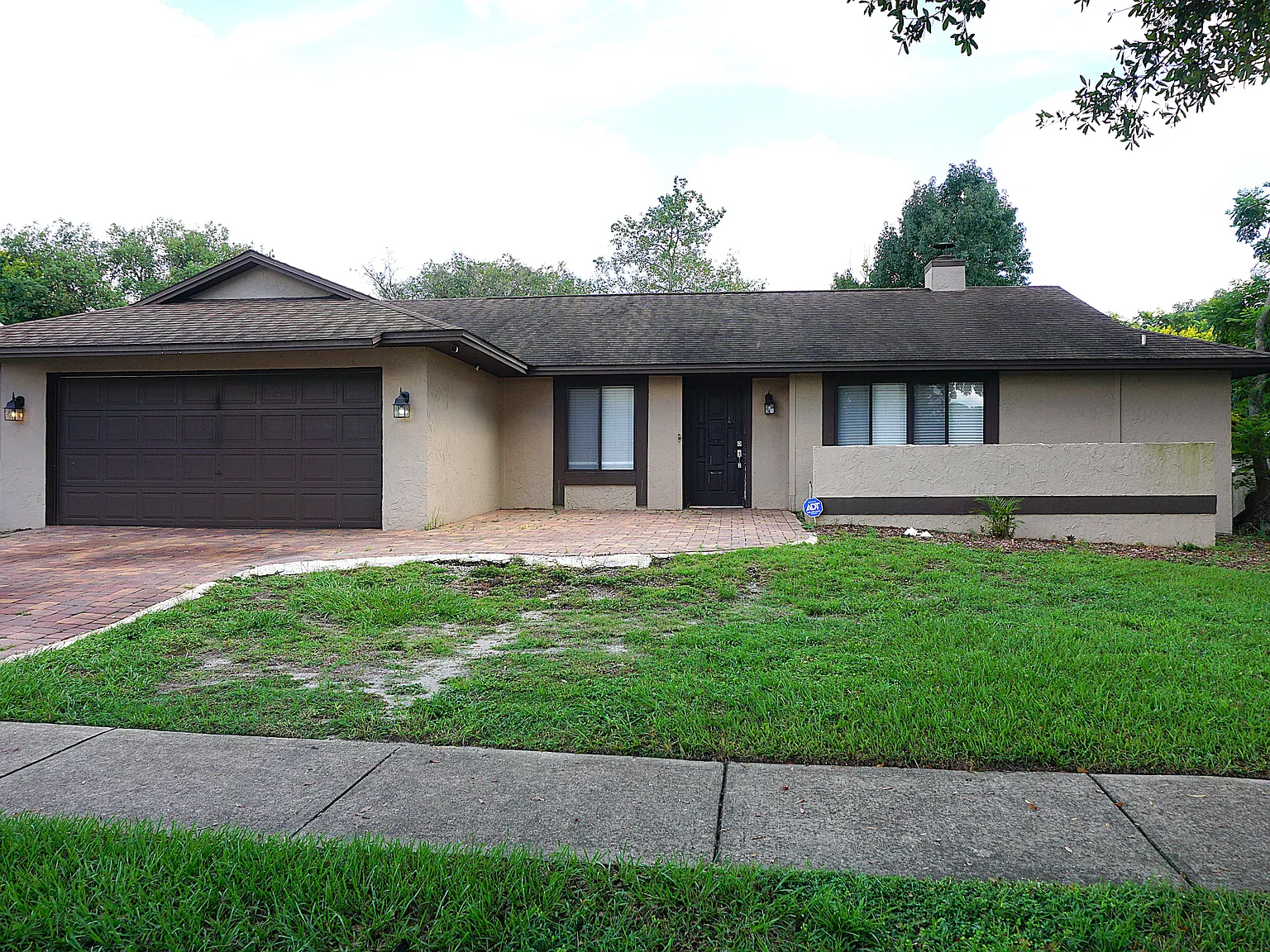 3 bed, 1674 sqft, $2,950 — Photo 2