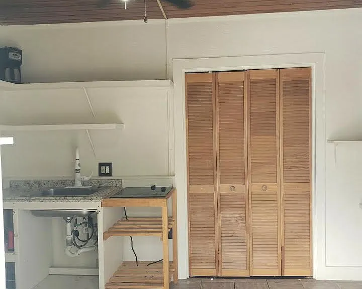 828 Windsor Ln #3 — Photo 1