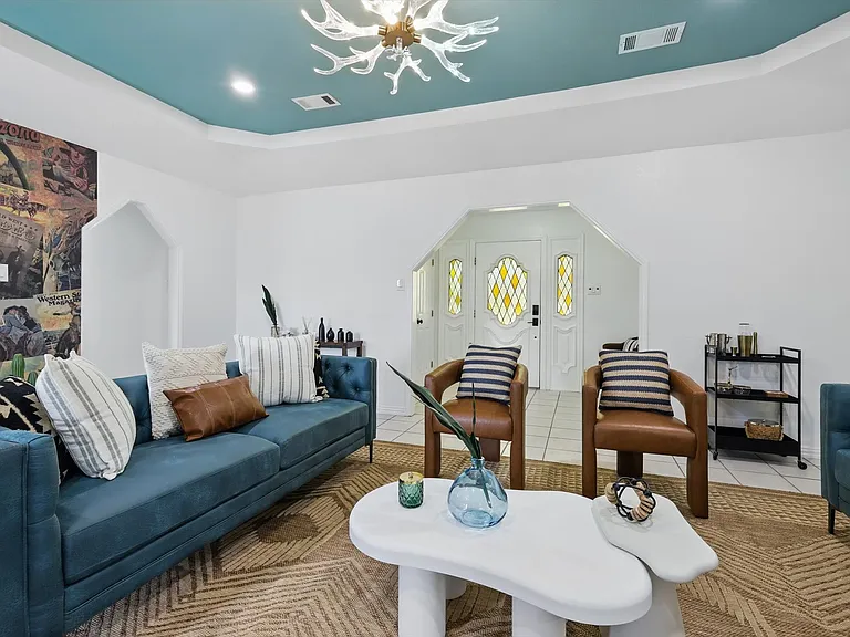 328 Shawnee Trl — Photo 8
