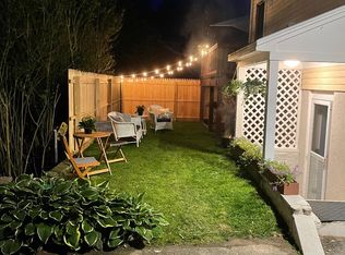64 Norwood Ave, Manchester, MA 01944