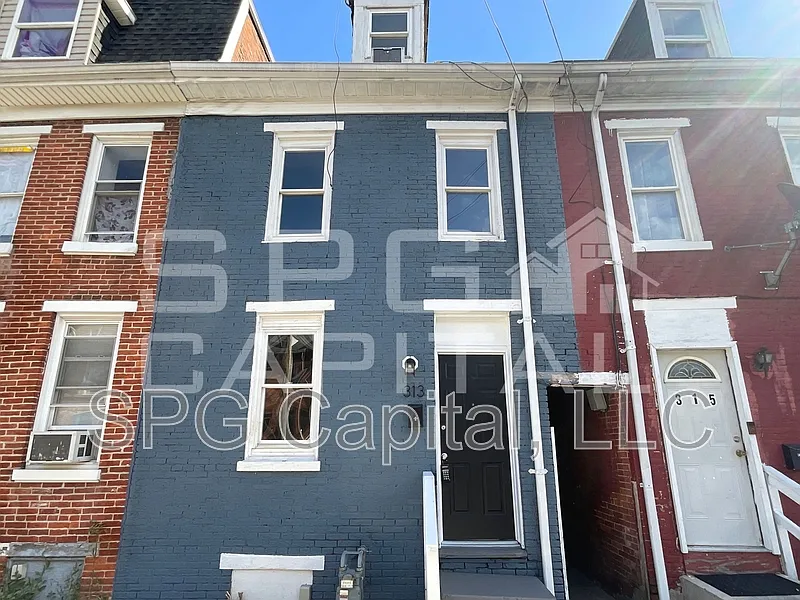 313 S Penn St