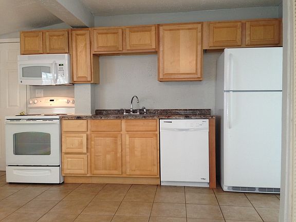 4th image of 1328 Cloverlawn Ave #B