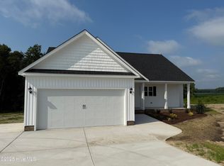 2744 Rains Ml, Princeton, NC 27569